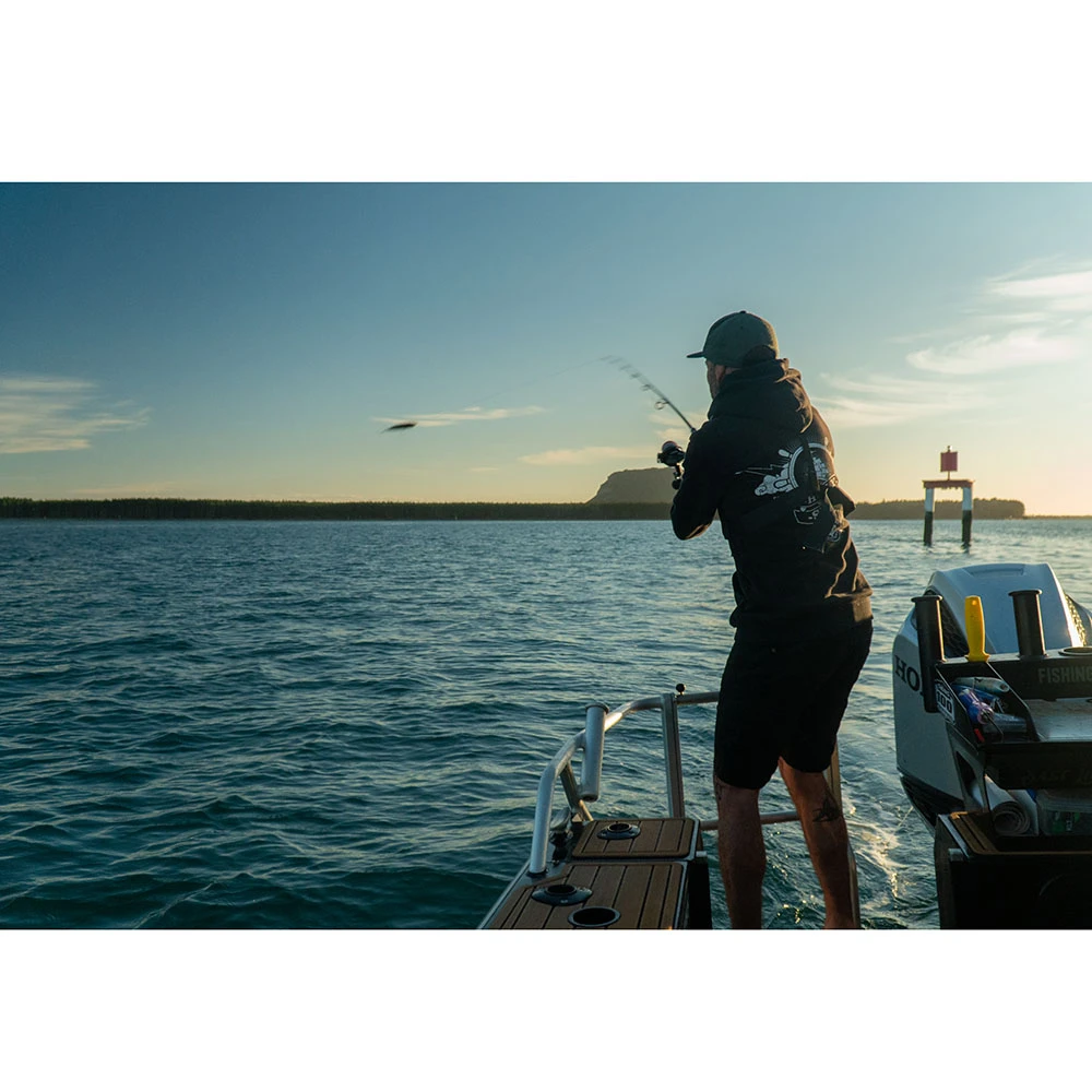 Okuma Cedros CJ-8000 Saltwater Spinning Reel 8 Okuma Cedros CJ-8000 Saltwater Spinning Reel - Image 8