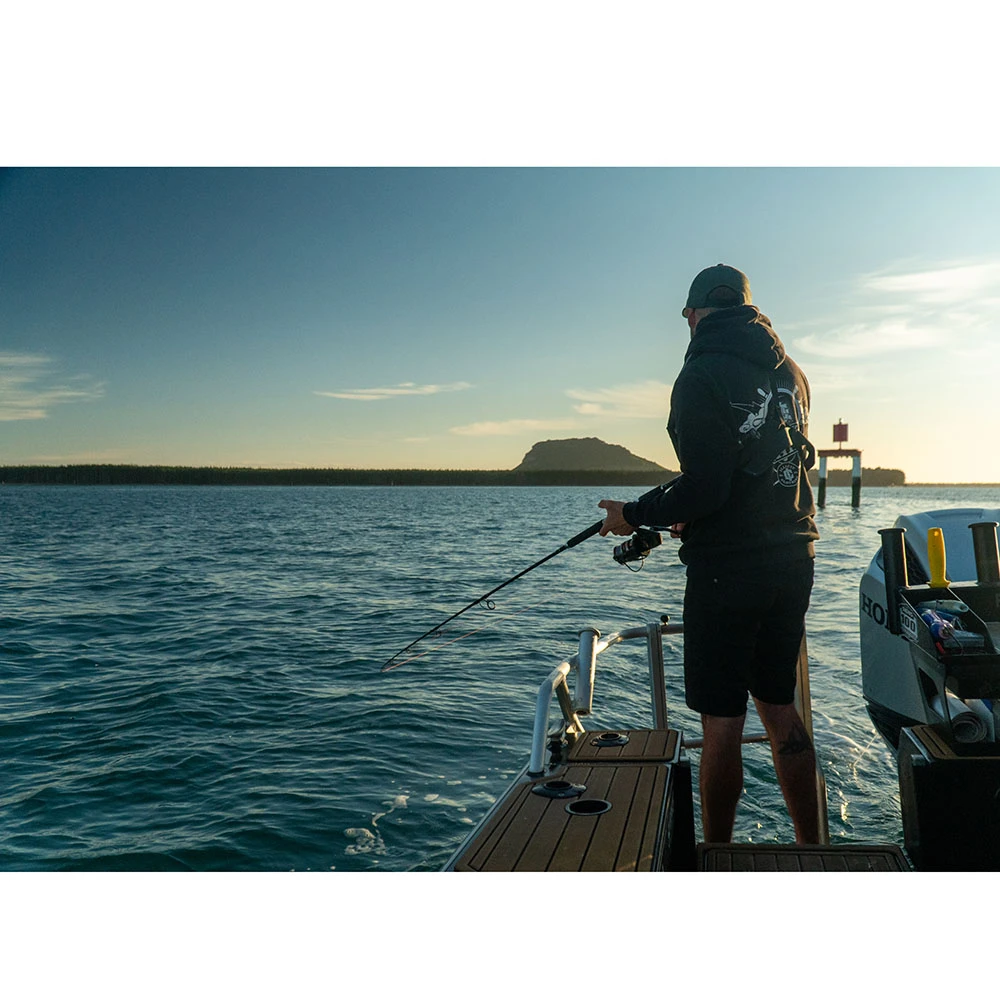 Okuma Cedros CJ-8000 Saltwater Spinning Reel 9 Okuma Cedros CJ-8000 Saltwater Spinning Reel - Image 9